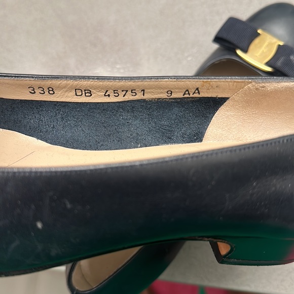 Salvatore Ferragamo shoes - Picture 3 of 4